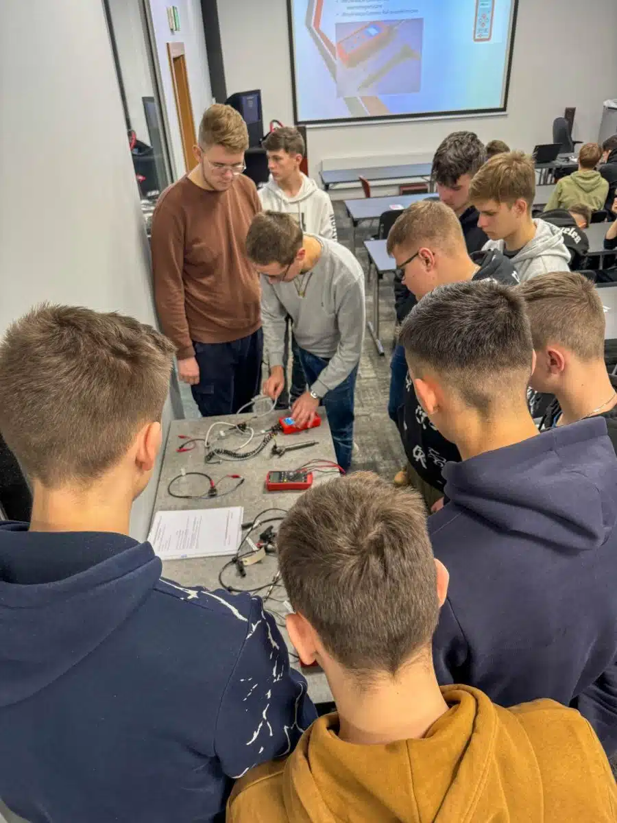 Telewizor LCD - telewizja